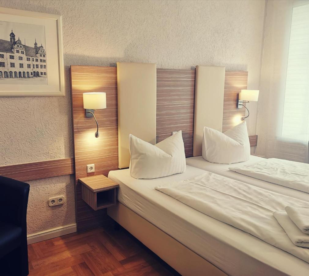Hotel Goldener Anker Torgau Bagian luar foto