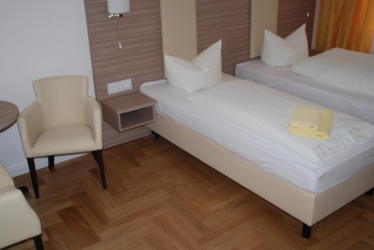 Hotel Goldener Anker Torgau Bagian luar foto